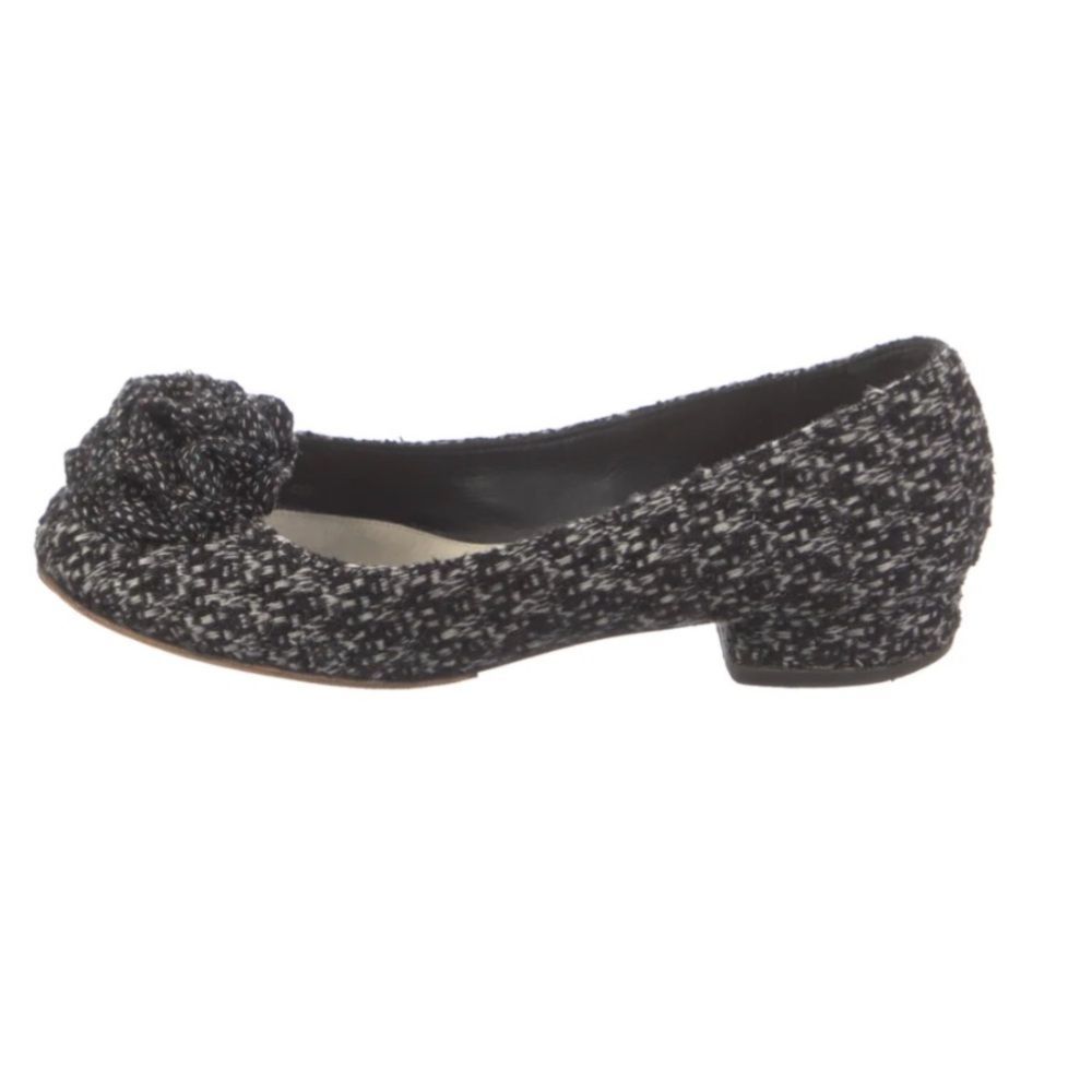 Chanel flower pump shoes - Picture 5 of 5